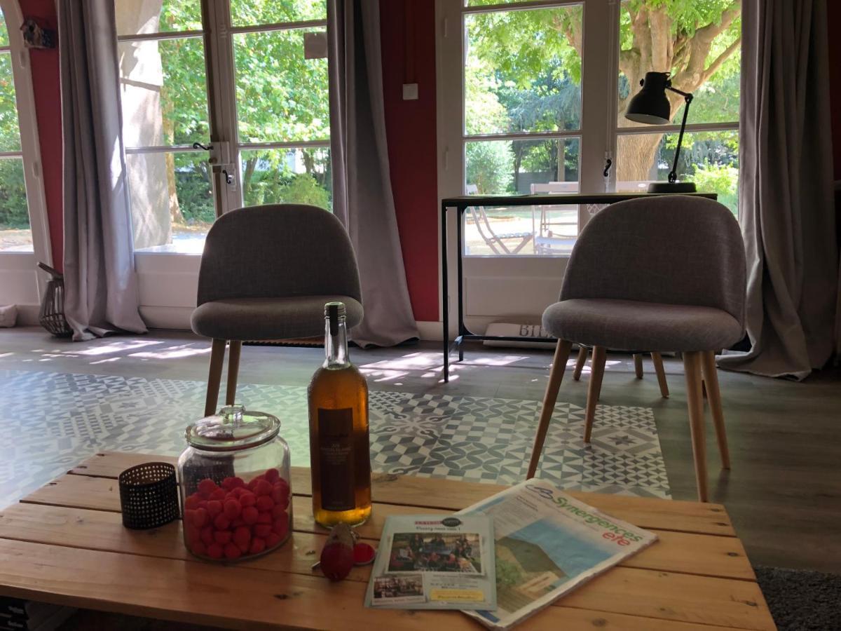 ホテル Au Rez De Jardin ショレ エクステリア 写真